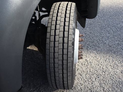 Used 2012 Ford F550 2WD Regular Cab Super Duty w/ PWR Equipment Group image 40