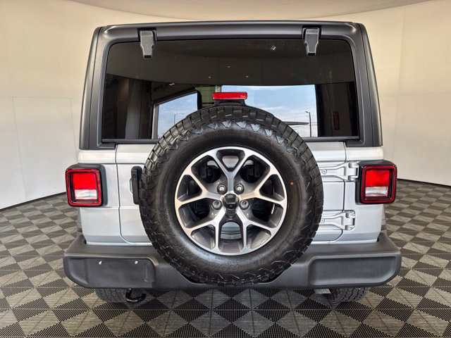 Used 2024 Jeep Wrangler Unlimited Sport AWD/4WD image 21