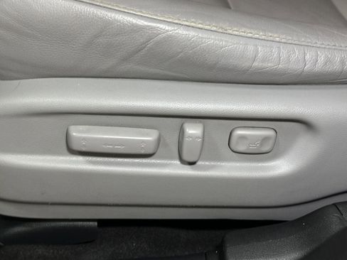 Used 2020 Honda Pilot Touring image 23