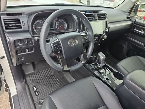 Used 2021 Toyota 4Runner TRD Off-Road Premium image 15