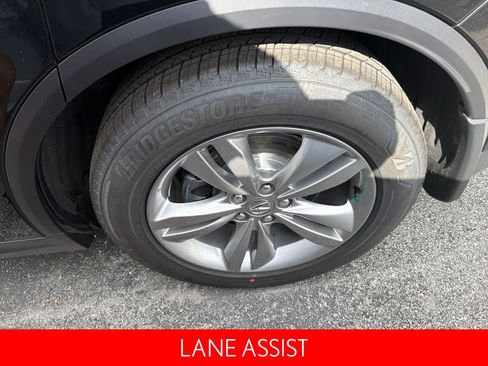 Used 2025 Acura MDX SH-AWD image 12