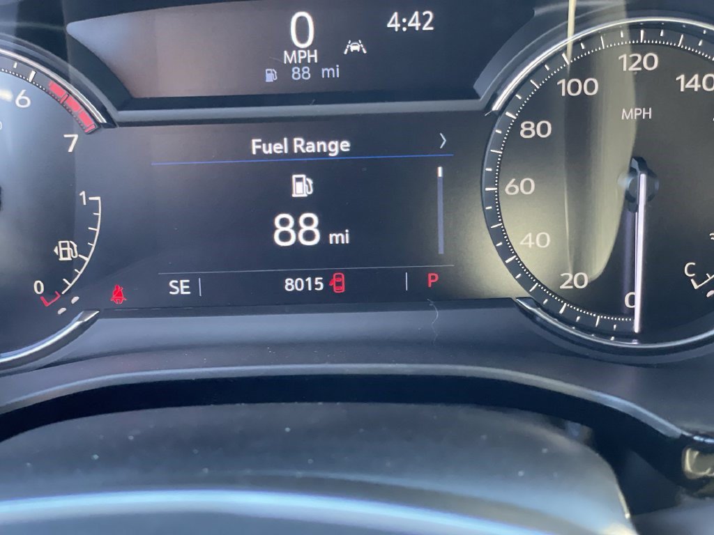Certified 2025 Cadillac XT5 Luxury FWD image 10