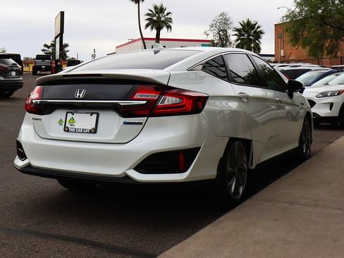 Used 2018 Honda Clarity Plug-In Hybrid image 13