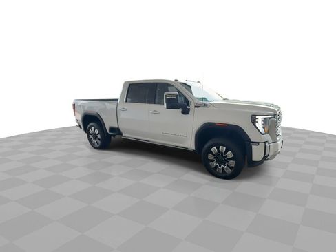 Certified 2025 GMC Sierra 2500 Denali w/ Denali Reserve Package AWD/4WD image 2