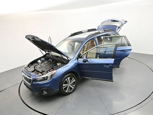 Used 2019 Subaru Outback 3.6R Limited image 41