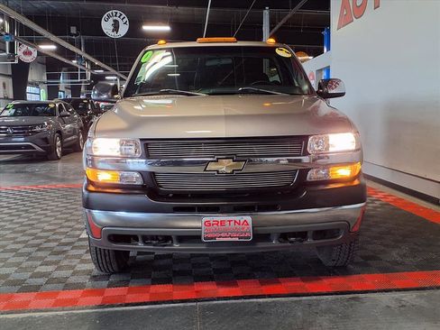 Used 2002 Chevrolet Silverado 3500 LS image 2