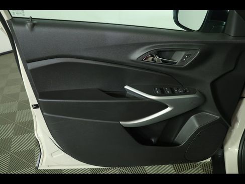 New 2026 Chevrolet Trax RS FWD image 20