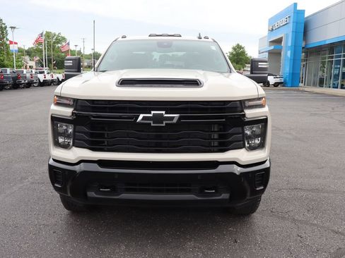 Used 2026 Chevrolet Silverado 2500 Custom w/ Custom Value Package AWD/4WD image 26