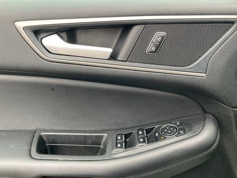 Used 2024 Ford Edge SEL image 13