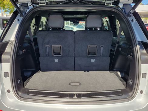 Used 2023 Jeep Grand Cherokee L Laredo image 22