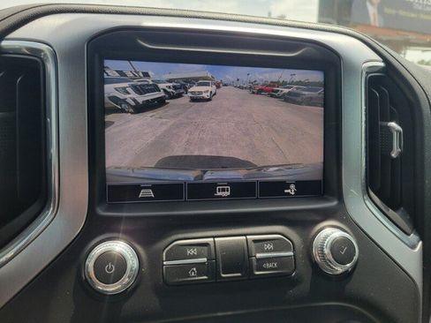 Used 2021 GMC Sierra 1500 SLT AWD/4WD image 23
