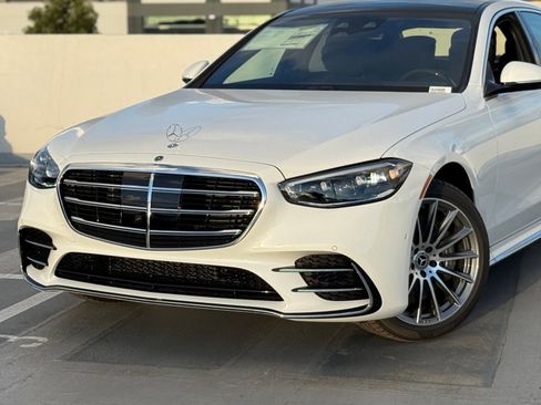 New 2026 Mercedes-Benz S 580 4MATIC Sedan image 3