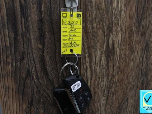 Used 2022 GMC Sierra 1500 AT4 w/ AT4 Preferred Package image 38