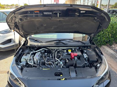 Used 2025 Nissan Sentra SV FWD image 25