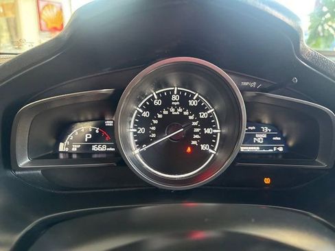 Used 2018 MAZDA MAZDA3 Touring image 14