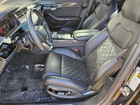 Used 2023 Audi S8 image 14