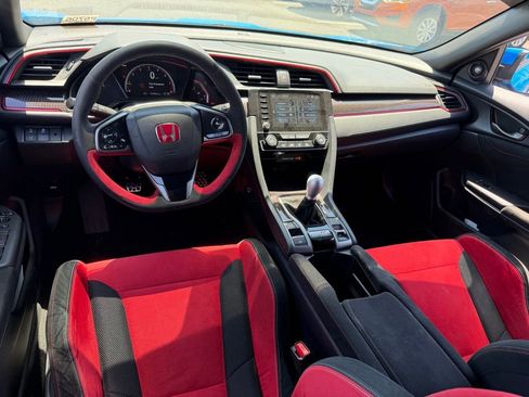 Used 2021 Honda Civic Type R image 11