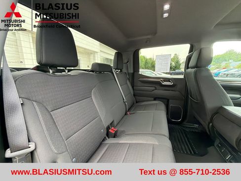 Used 2023 Chevrolet Silverado 1500 LT AWD/4WD image 44
