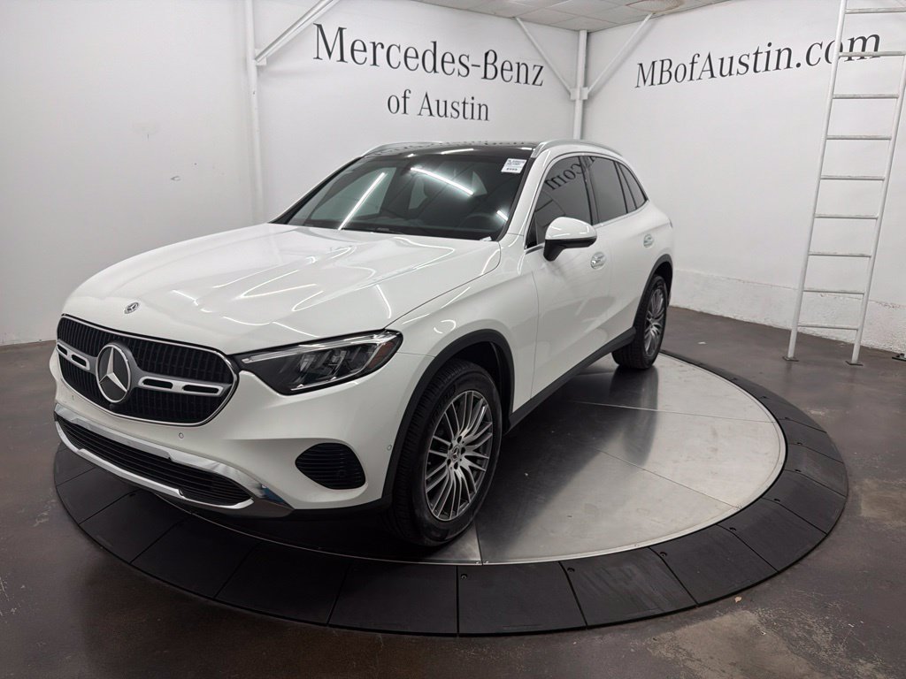 Certified 2026 Mercedes-Benz GLC 300 4MATIC image 3