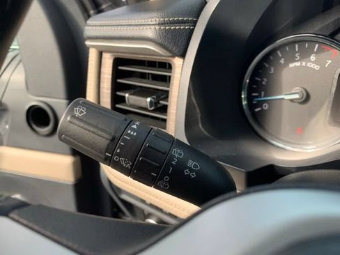 Used 2024 Ford Expedition Max Limited AWD/4WD image 29