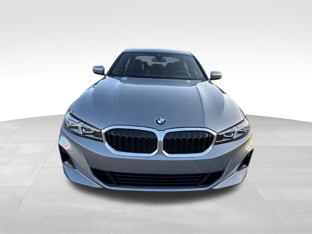 Used 2025 BMW 330i xDrive Sedan AWD/4WD image 8