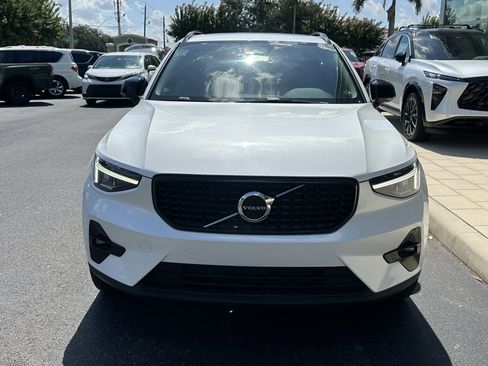 Used 2023 Volvo XC40 B4 Plus w/ Protection Package Premier FWD image 2