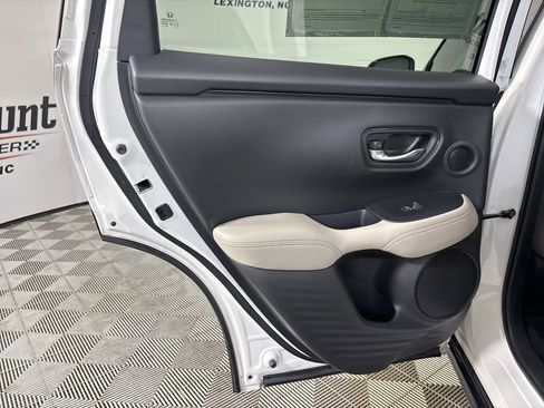 Used 2025 Honda HR-V EX-L image 21