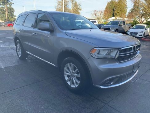 Used 2019 Dodge Durango SXT image 4