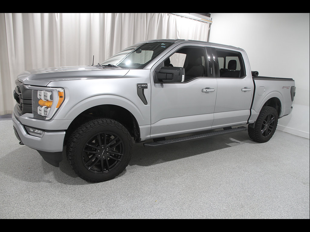 Used 2022 Ford F150 XLT w/ Equipment Group 302A High AWD/4WD image 3