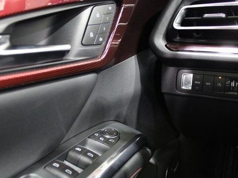 New 2026 Chevrolet Traverse RS image 7