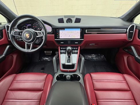Used 2023 Porsche Cayenne GTS AWD/4WD image 15