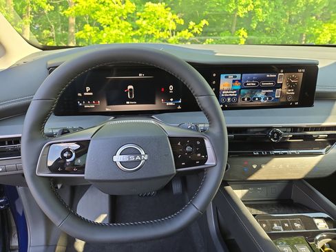 New 2025 Nissan Murano SV image 12