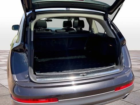 Used 2010 Audi Q7 3.6 Premium AWD/4WD image 20