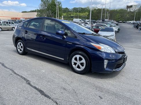 Used 2012 Toyota Prius Three FWD image 6