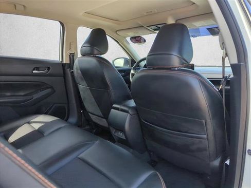 Used 2022 Nissan Altima 2.5 SR w/ Midnight Edition Package FWD image 17