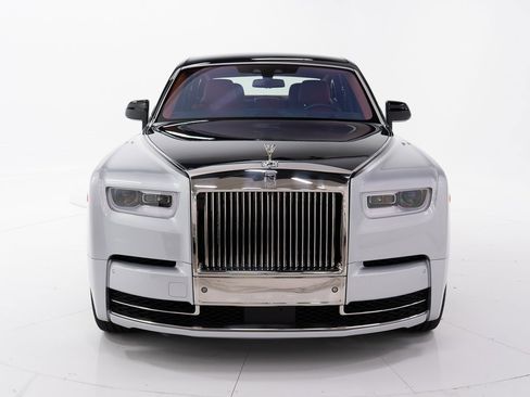 Certified 2018 Rolls-Royce Phantom Sedan image 8