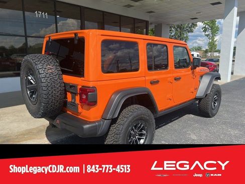 New 2025 Jeep Wrangler Unlimited Rubicon w/ XTREMEE 35" Tire Package image 6