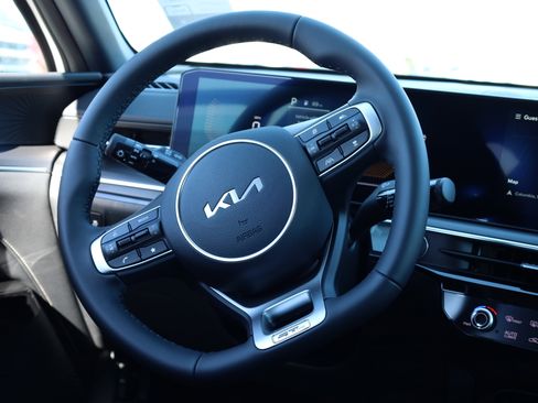 New 2026 Kia K5 GT-Line image 8