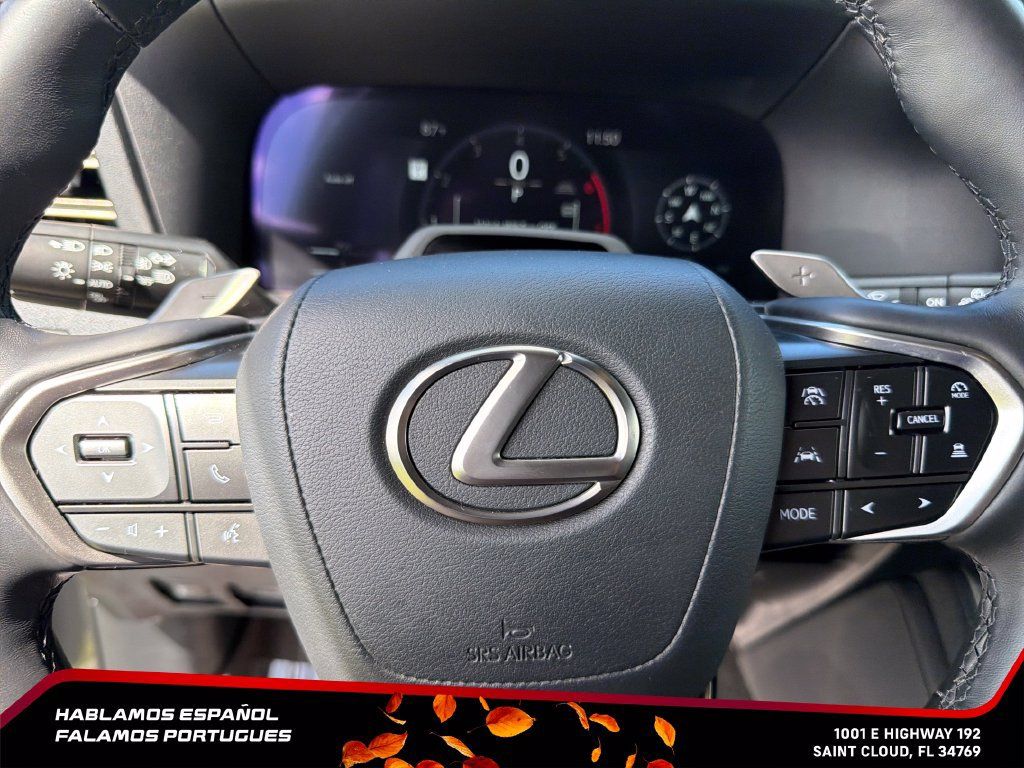 Used 2025 Lexus GX 550 w/ Cold Area Package AWD/4WD image 17