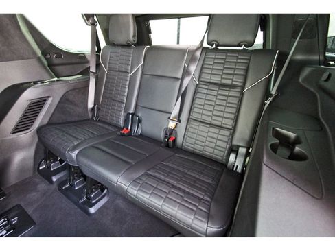 Certified 2024 Cadillac Escalade Sport Platinum w/ LPO, ONYX Package AWD/4WD image 13