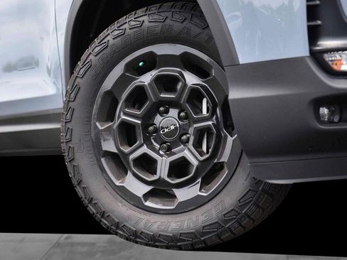 New 2025 Honda Ridgeline Sport+ image 3