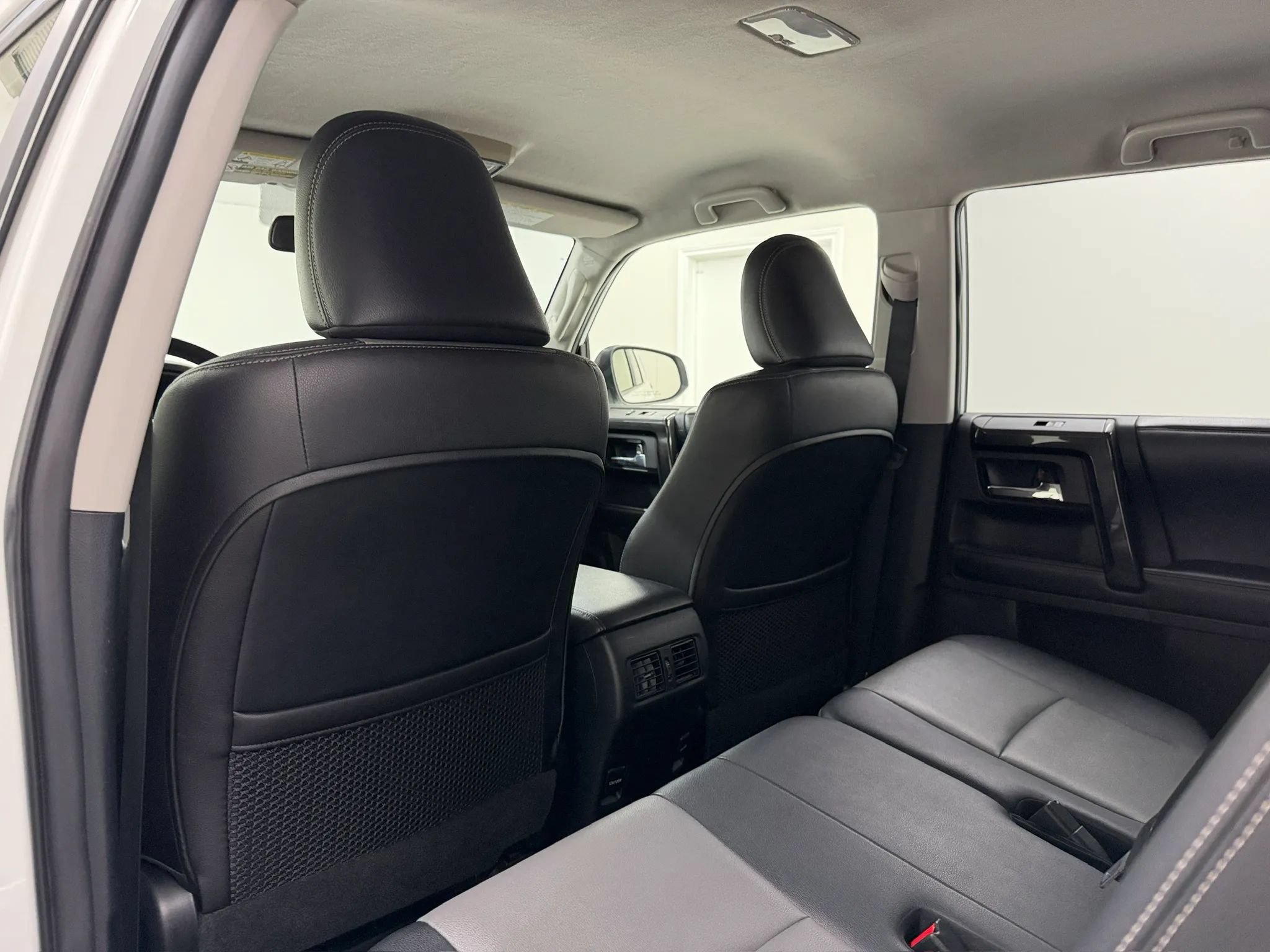 Used 2016 Toyota 4Runner SR5 Premium AWD/4WD image 63