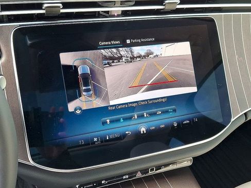 Used 2025 Mercedes-Benz E 350 Sedan image 19