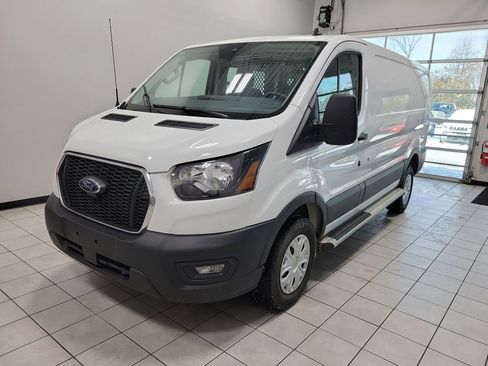 Used 2024 Ford Transit 250 Low Roof w/ Exterior Upgrade Package image 9