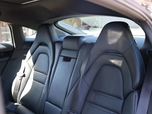 Used 2019 Porsche Panamera 4 w/ Premium Package AWD/4WD image 19