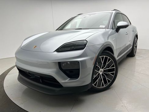 Used 2025 Porsche Macan Electric image 1