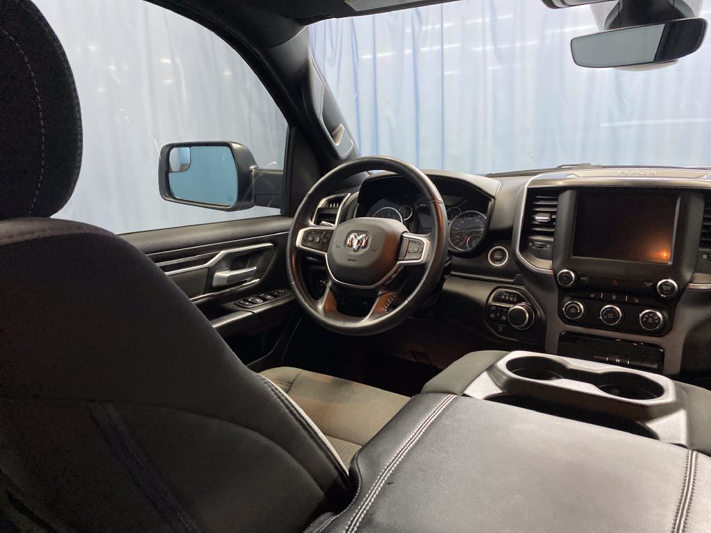 Used 2023 RAM 1500 Big Horn AWD/4WD image 38