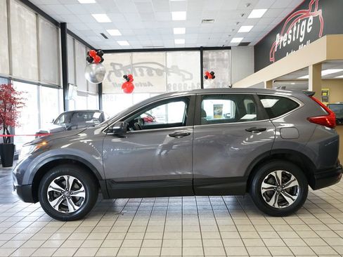 Used 2017 Honda CR-V LX image 3