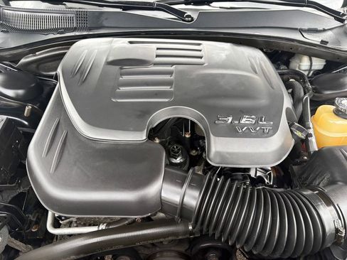 Used 2015 Chrysler 300 S AWD/4WD image 24