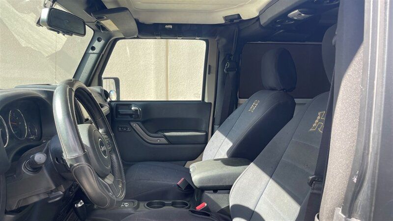 Used 2017 Jeep Wrangler Sport w/ Quick Order Package 24S AWD/4WD image 7